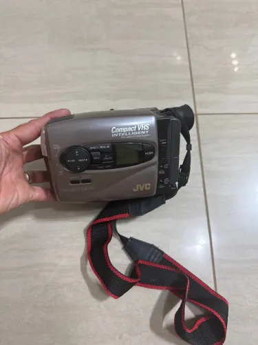 Câmera vhs c jvc excelente estado 150.00 reais 