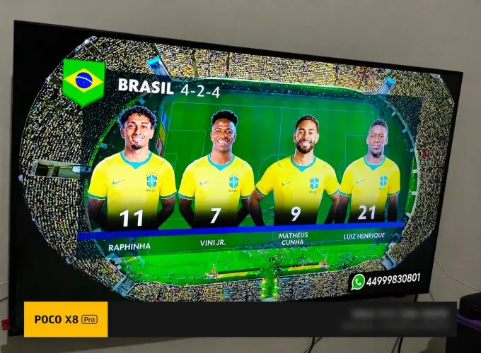 Smart TV 43" Samsung 4K UHD Crystal UHD UN43U8600FGXZD Tizen Bixby 3 HDMI