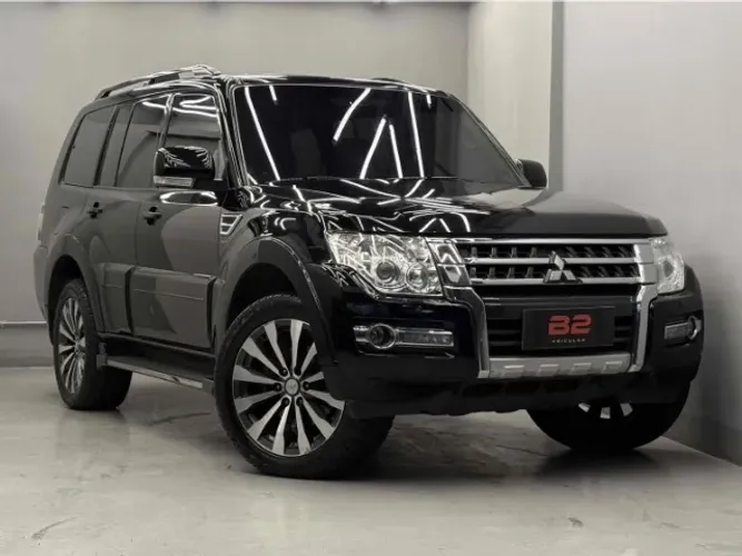 Mitsubishi Pajero HPE Full 3.2 4X4 T.i.dies. 5P AUT 2019
