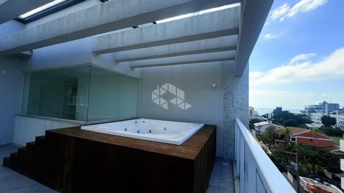 Cobertura Duplex a 350 Metros da Praia de Bombas - Bombinhas/SC