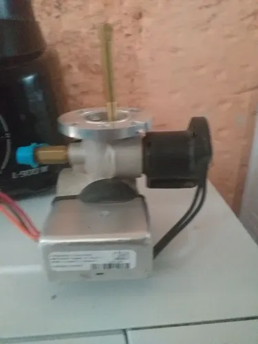 Boia eletrônica de nível de óleo nova