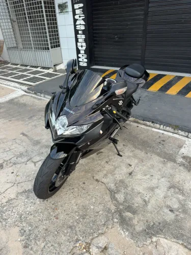 Suzuki srad 750 