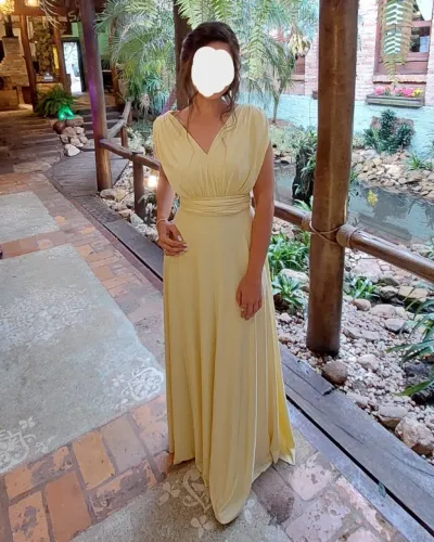 Vestido de festa amarelo pastel