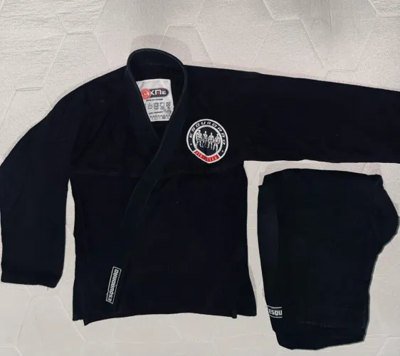 Kimono preto