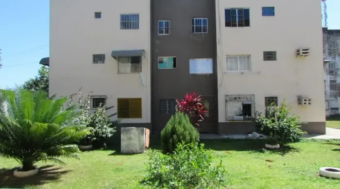 VENDO APARTAMENTO NO MANOEL JULIÃO COM GARAGEM. 2 QUARTOS, SALA, COZINHA E BANHEIRO