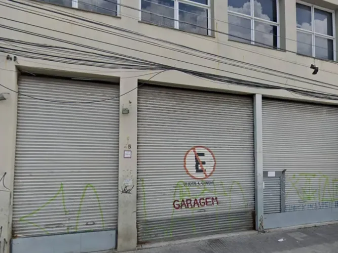 Prédio comercial na Rua do Triunfo, 45 2500 m²