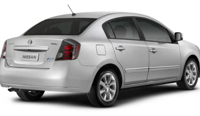 Nissan Sentra S 2.0/ 2.0 Flex Fuel 16V Aut. 2013