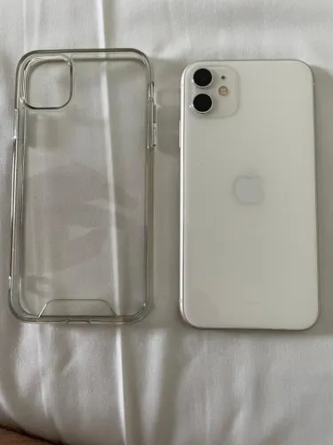 iPhone 11 128gb impecável ( Todo original)