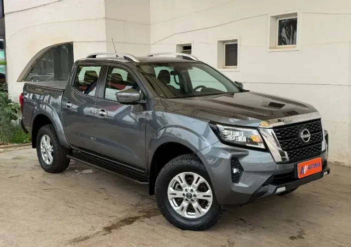 Nissan Frontier XE CD 4X4 2.3 Bi-TB Diesel Aut. 2025