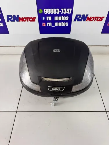 Baú Givi 47 Litros 2 Capacetes