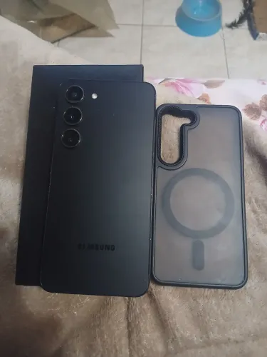 Samsumg Galaxy S23 256GB - Impecável