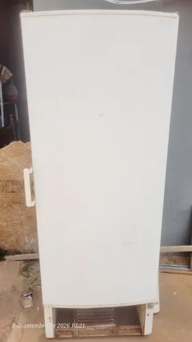 Freezer cervejeira grande leia a descrição 
