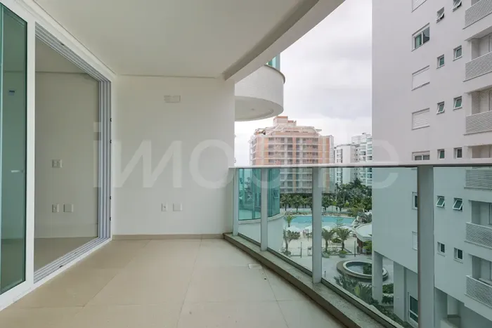 Apartamento no Brava Beach Reserva Figueira na Praia Brava