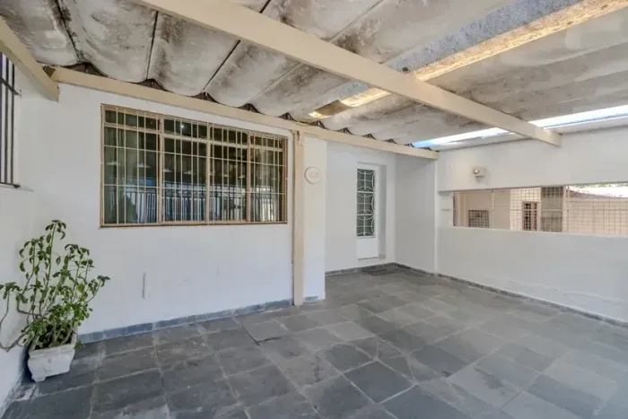 Casa para venda em Jardim Aeroporto com 4 quartos, sendo 2 suítes, 124m²