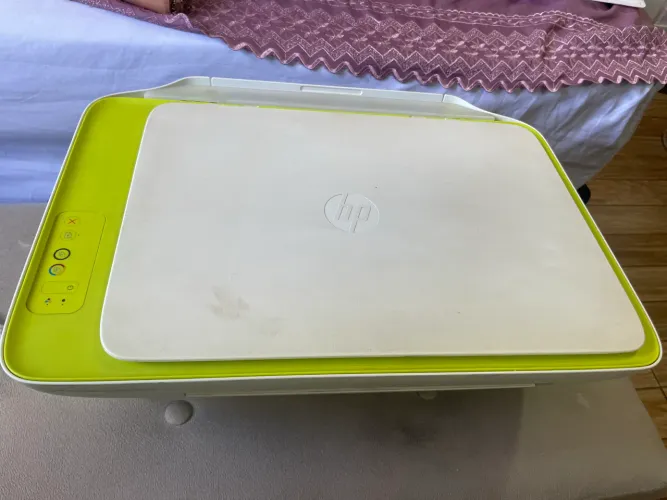 Impressora com cartucho preto incluso 