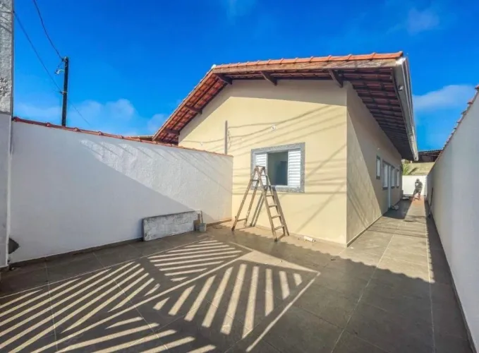 AC Vendo casa em Guaxindiba