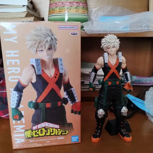 Action figure - Katsuki Bakugo, My Hero academia