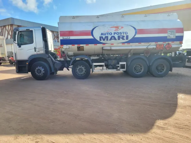Volkswagen 24-280 constellation BiTruck