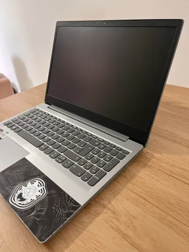 Notebook gamer Lenovo 12gb Ram + 2gb placa de video