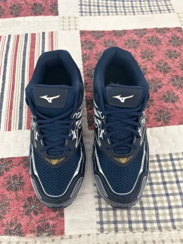 Tênis Mizuno 37/38