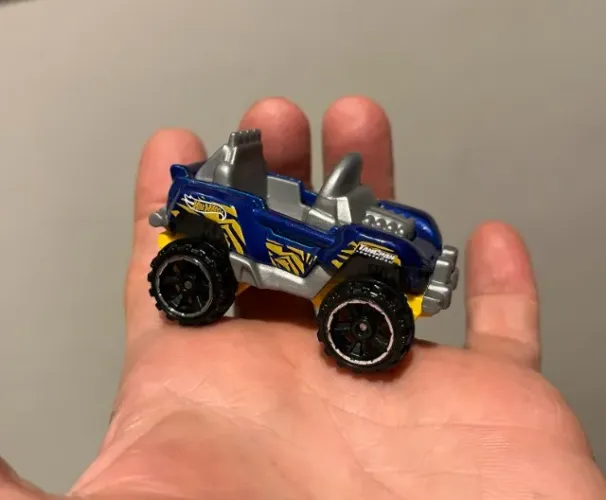 Hot Wheels carro bugui Tanchan azul buguinho 4x4