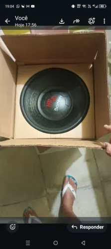 vendo alto falante bomber upgrade de 12 polegadas 400 watts valor 250.