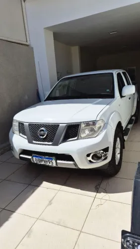 Nissan Frontier S CD 4X2 2.5 TB Diesel 2014