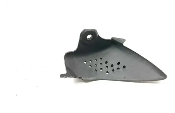 Acabamento Churrasqueira Esquerdo Chevrolet Cobalt 2015 Preto