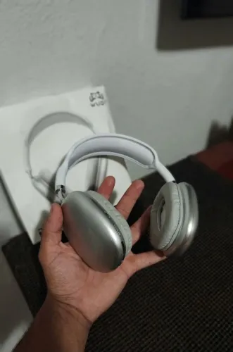 Fone de ouvido P9 - excelente e novo