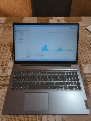 Notebook Lenovo IdeaPad 3 Ryzen 7 5700U, 36GB RAM, SSD 1TB