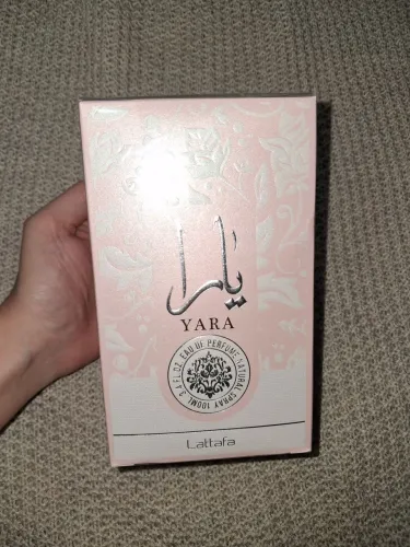 Perfume Árabe Feminino Yara Lattafa 100ml