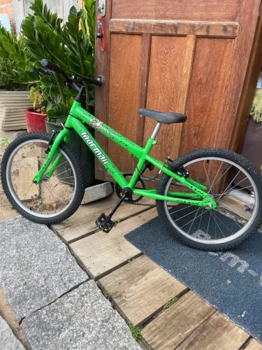 Bicicleta infantil aro 20 