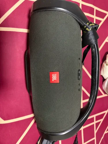 JBL Bombox 1