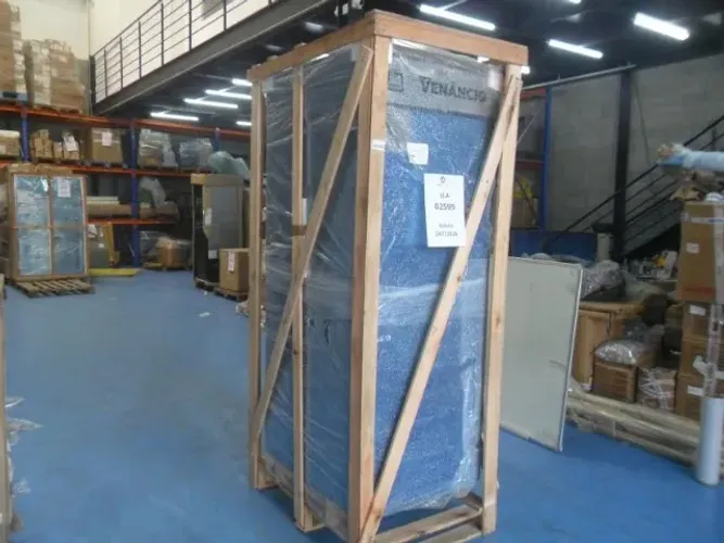 ARMARIO DE CONTROLE DE FERMENTAÇÃO VENANCIO CRESCEPÃO INOX 220V PARA 430/500 PÃES MOD. AC2