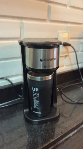 Vendo cafeteira elétrica cadence
