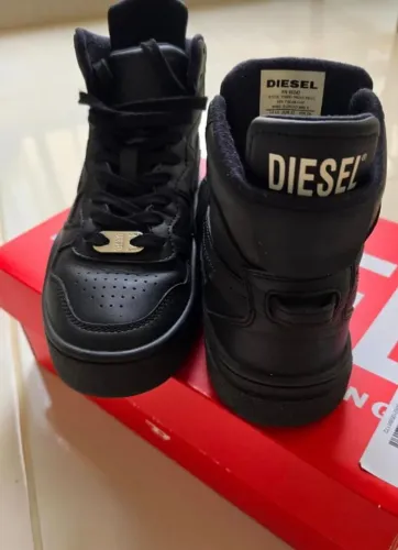 Tenis Diesel 35 feminino (novo)