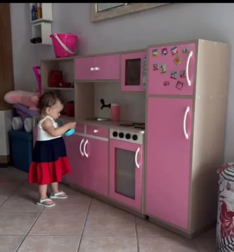 Cozinha colorê brinquedoteca