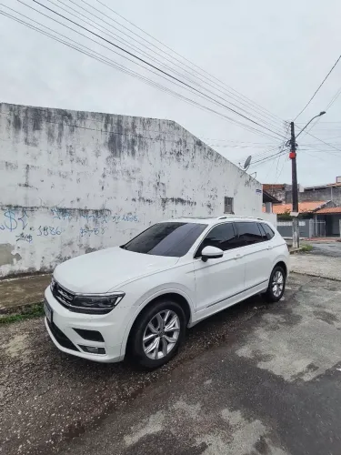 Volkswagen Tiguan Allspac Comf 250 TSI 1.4 Flex 2018