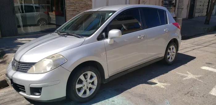 Nissan Tiida S 1.8/1.8 Flex 16V Mec. 2009