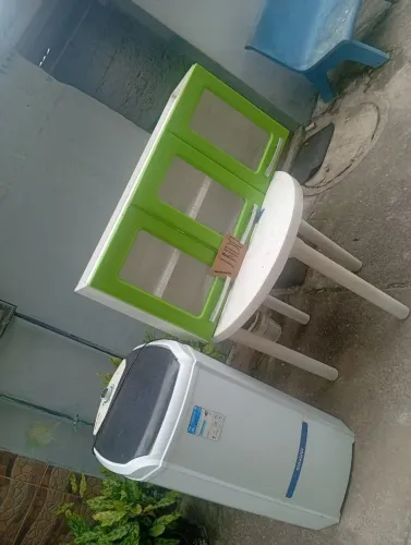 Vendo armário e um tanquinho semi novo