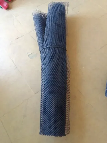 Tela de Plástico Preta