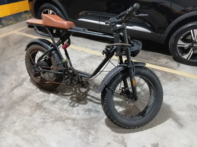 Bicicleta Elétrica Fat Bike Customizada