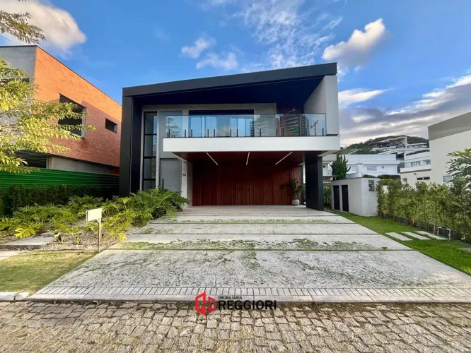 CASA CONDOMÍNIO ALTO PADRÃO 5 SUÍTES PRAIA BRAVA