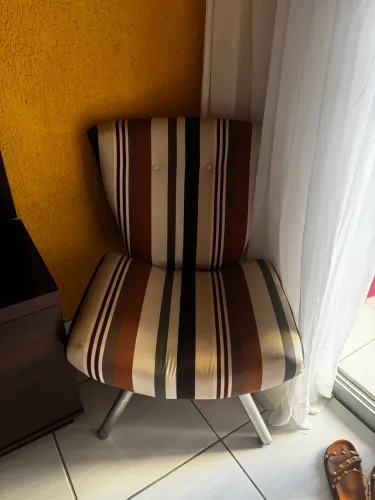 2 Cadeiras de sala de estar
