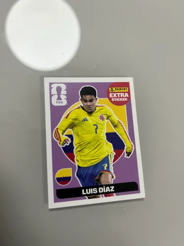 Figurinha Legend Luis Díaz Bordo (Roxo) Extra Sticker Álbum Copa do Mundo 2026