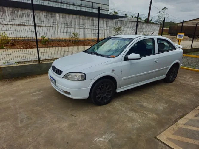 Chevrolet Astra GL 1.8 MPFI 3P 2001