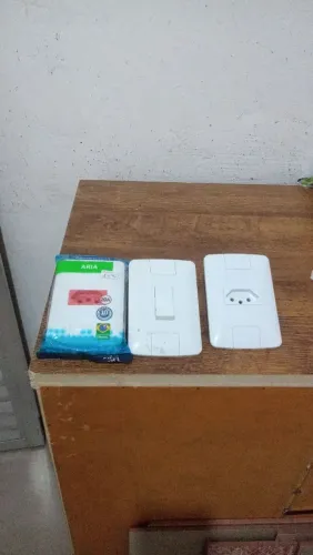 Tomada 20a ,10a e interruptor 