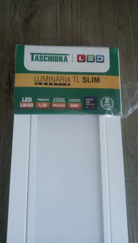 Luminária NOVA, LED Taschibra Slim Embutir 20W 2100lm 6500K