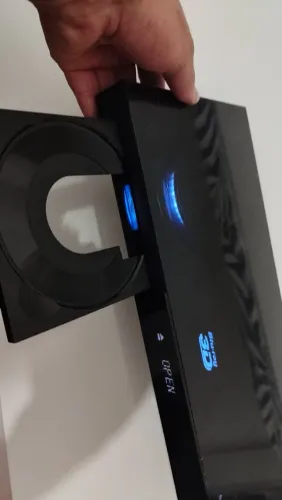 Blu-ray Samsung 3D + 2D BD-C6900 COM DEFEITO DE LEITURA APENAS