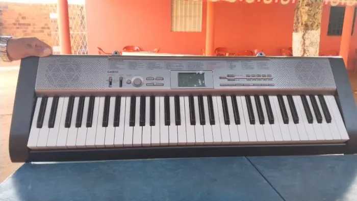 Teclado Casio CTK